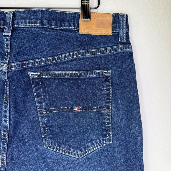 Tommy Hilfiger Classic Straight Leg Jeans – Size 36x29.5 - Picture 4 of 4